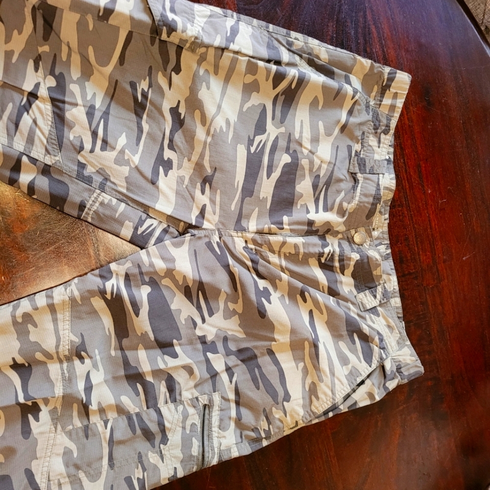 Columbia Quick Dry Pants.